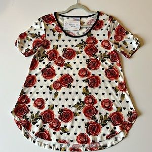 LuLaRoe Morgan Tee, XS-Valentines